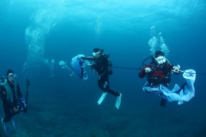 水中鯉のぼり設置しました～